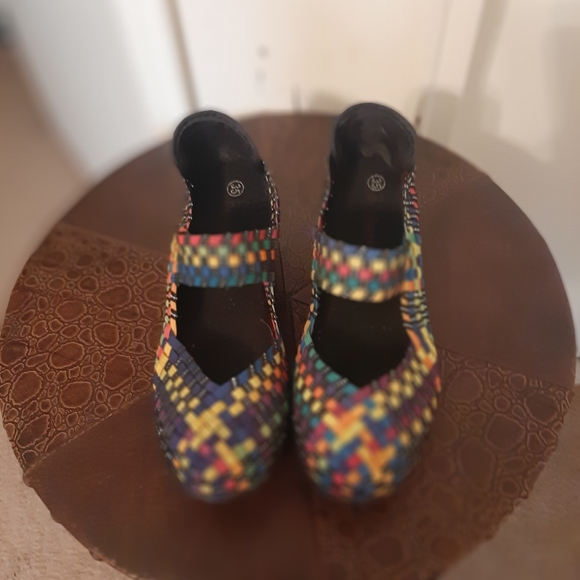 bernie mev wedge shoes